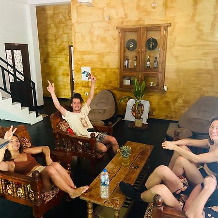 Leo Homestay Dikwella Exterior foto
