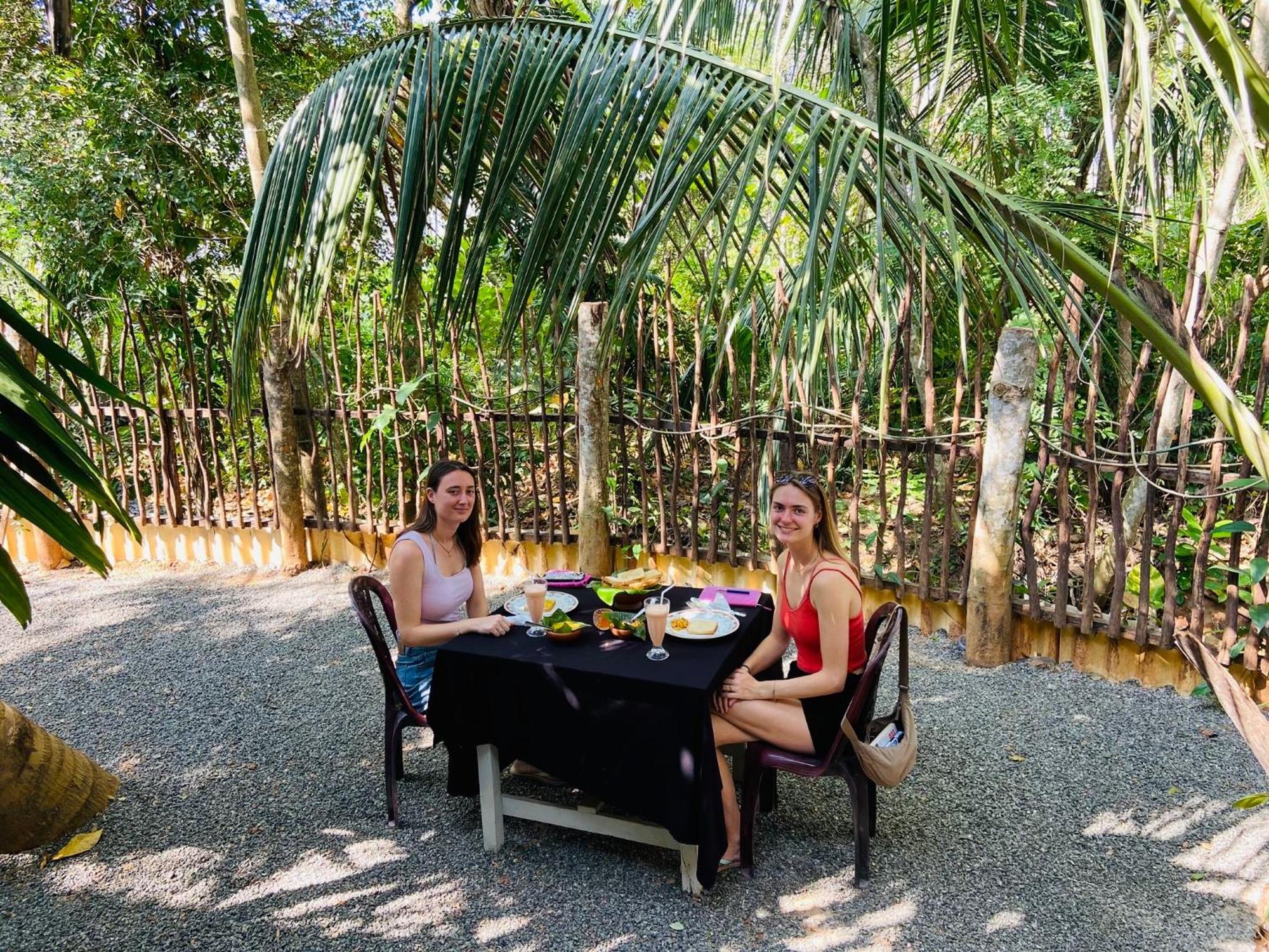 Leo Homestay Dikwella Exterior foto