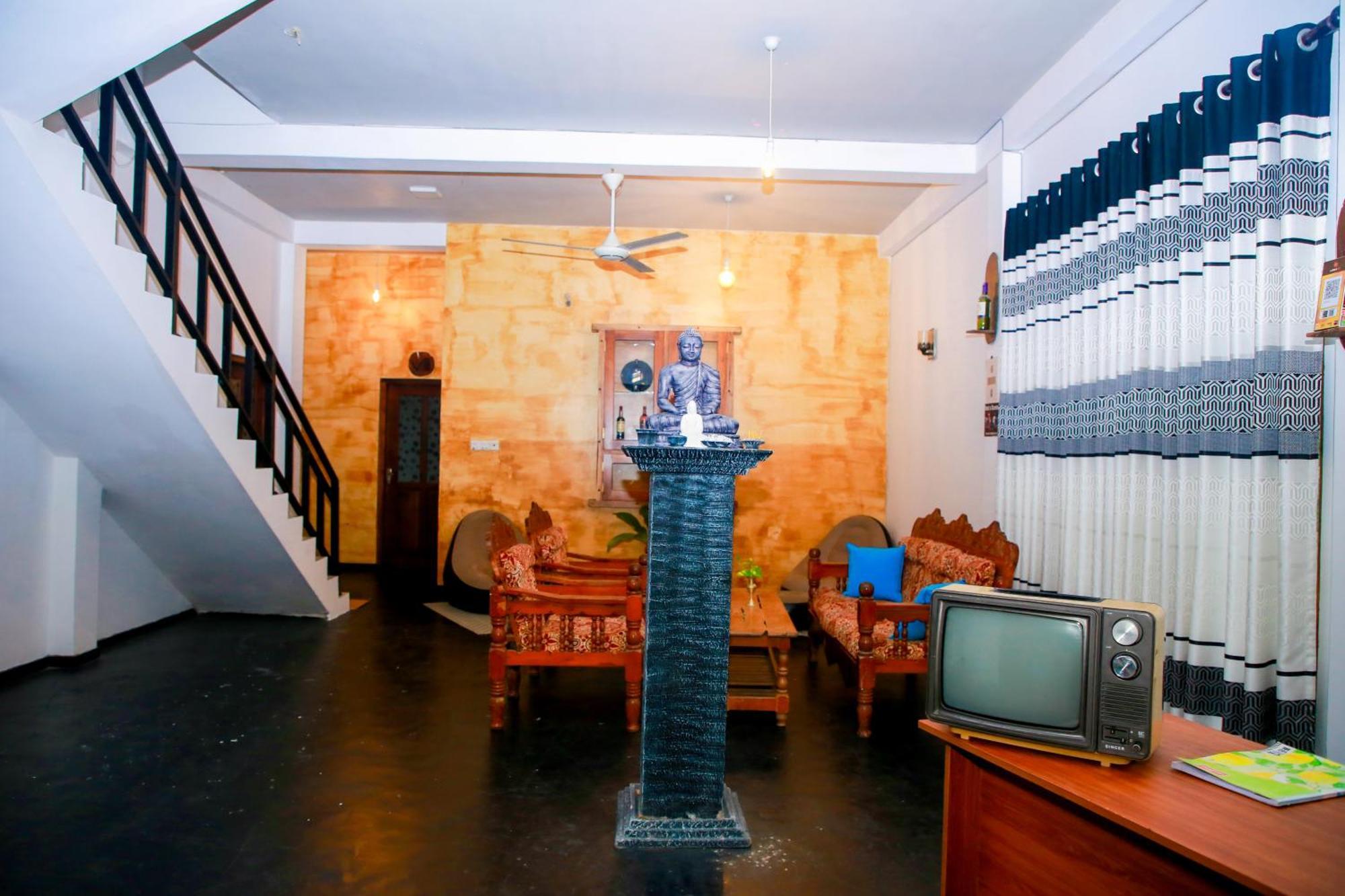 Leo Homestay Dikwella Exterior foto