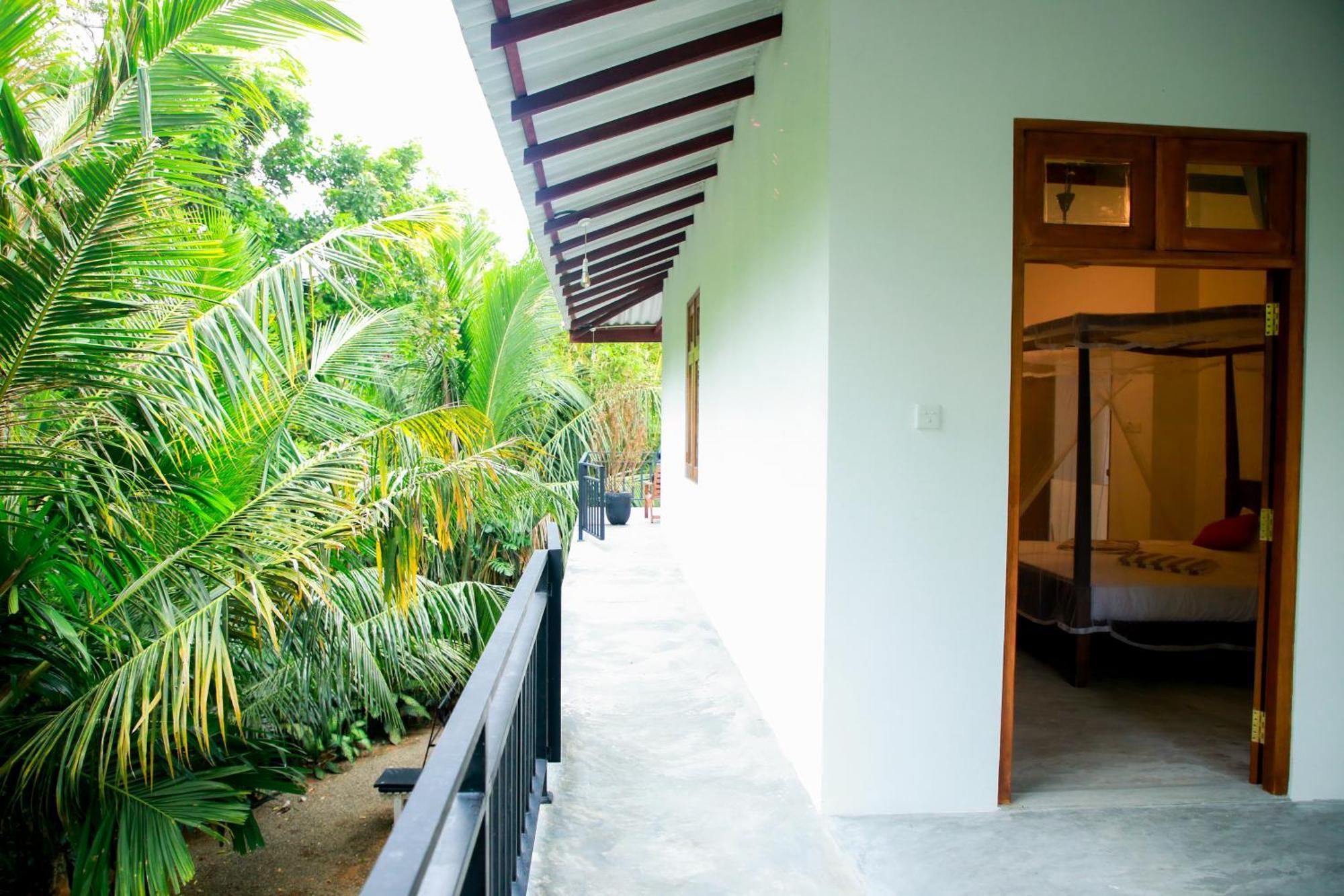 Leo Homestay Dikwella Exterior foto