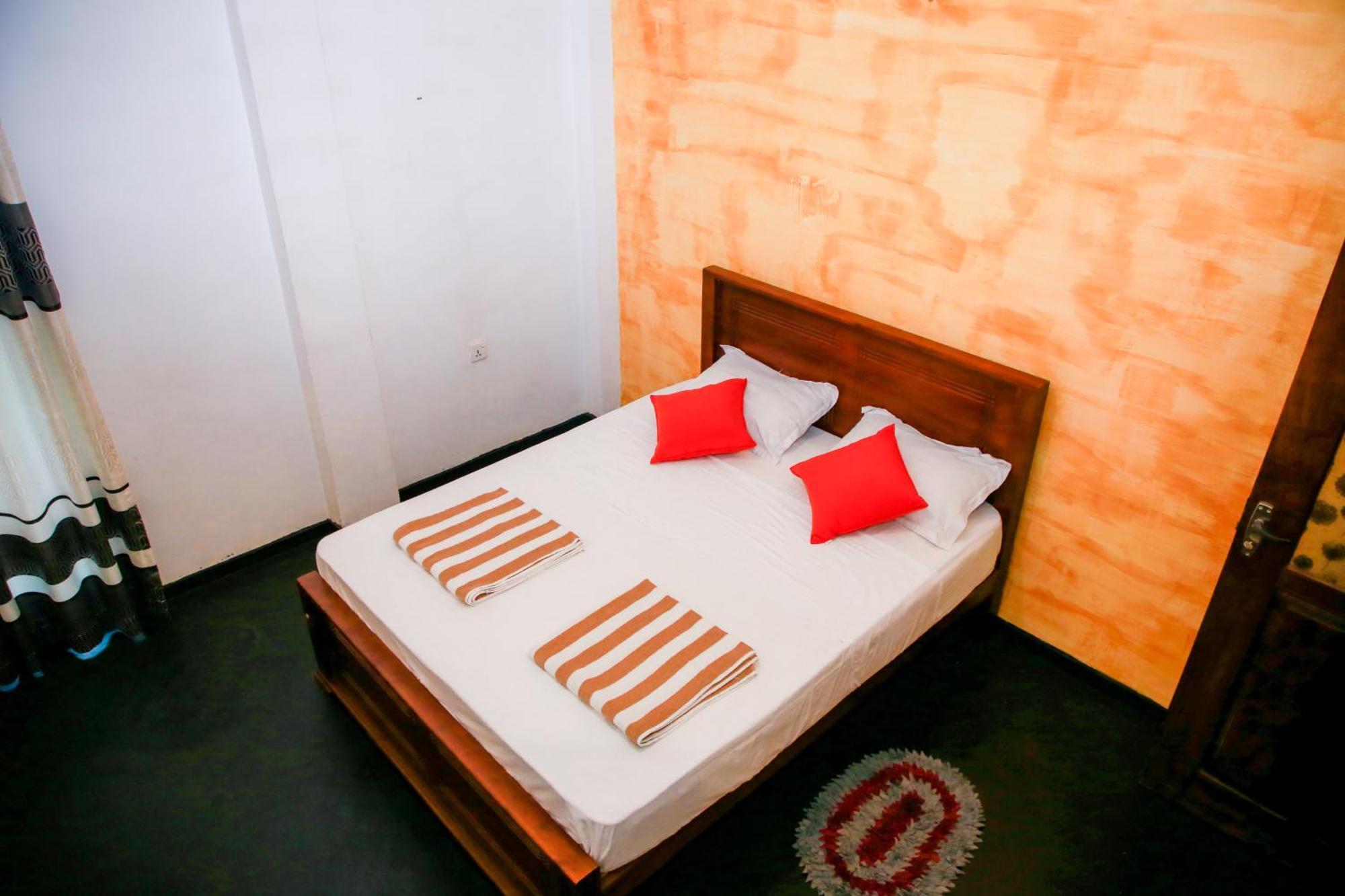 Leo Homestay Dikwella Exterior foto