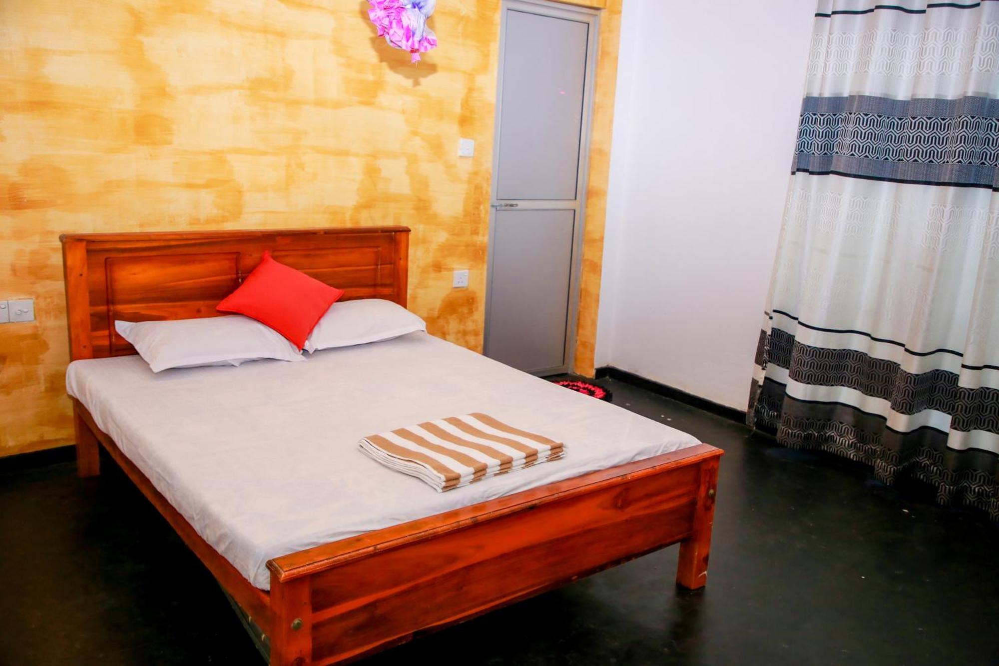 Leo Homestay Dikwella Exterior foto